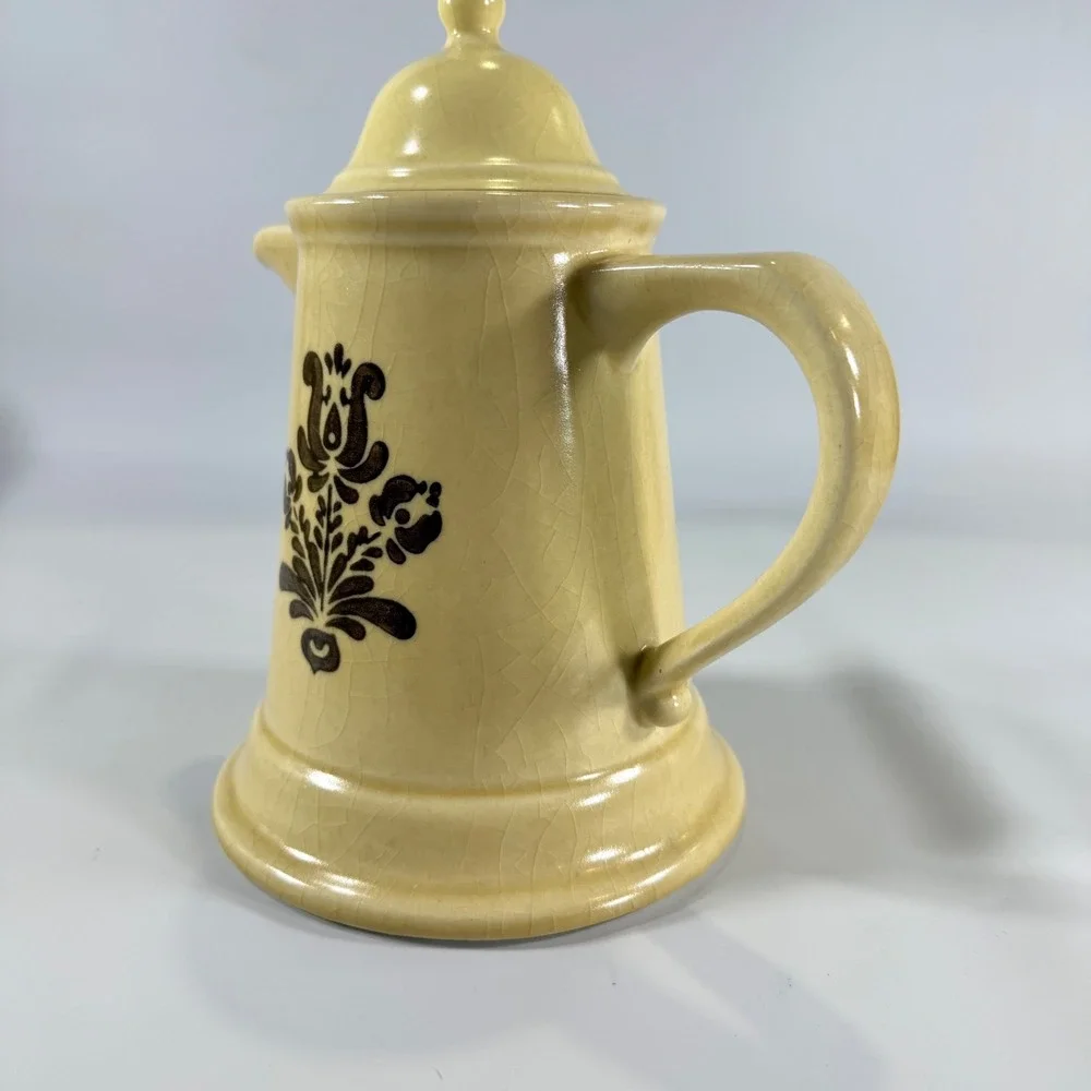 VTG Pfaltzgraff Village Coffee Pot Tea Server Pitcher Tan Brown Folk Farmhouse